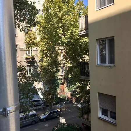 Doris * Budapest